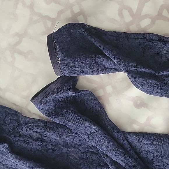 Dress lace - Picture 5 of 6